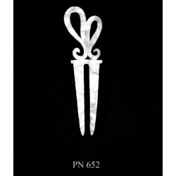 Peinecillo  fabricado en celuloide.